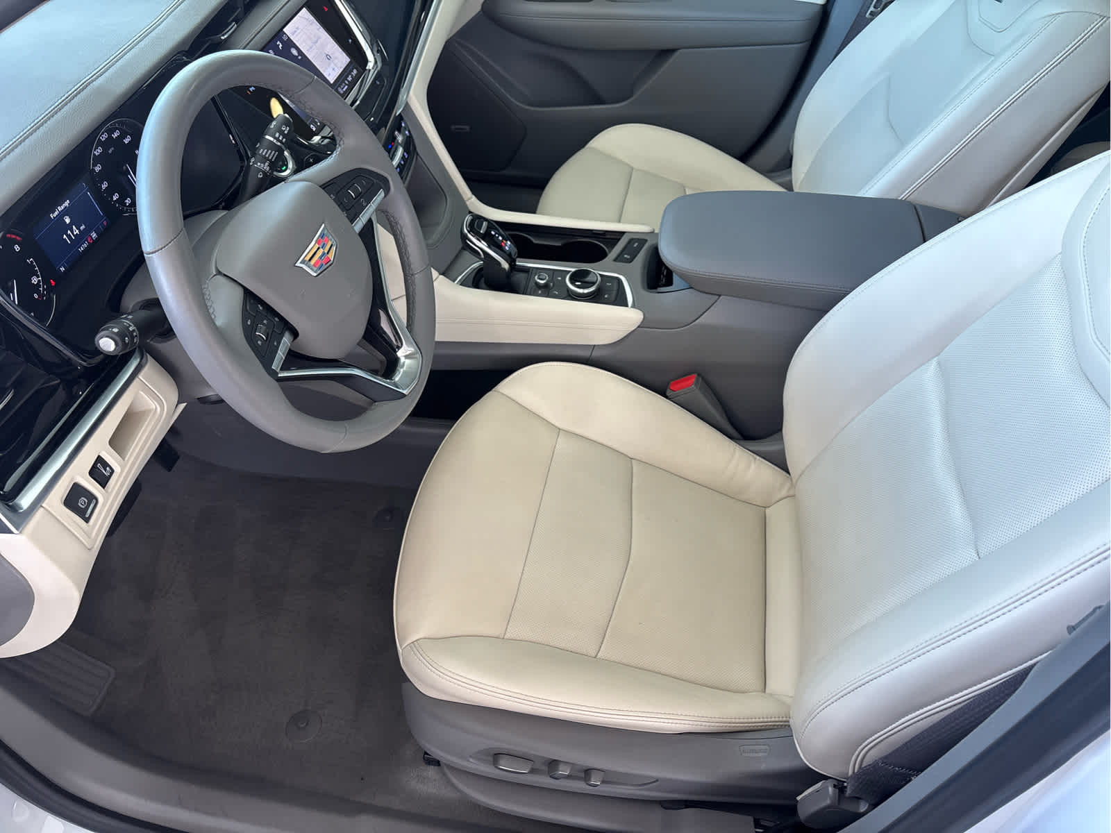 Certified Used 2024 Crystal White Tricoat Cadillac AWD Premium Luxury image 12