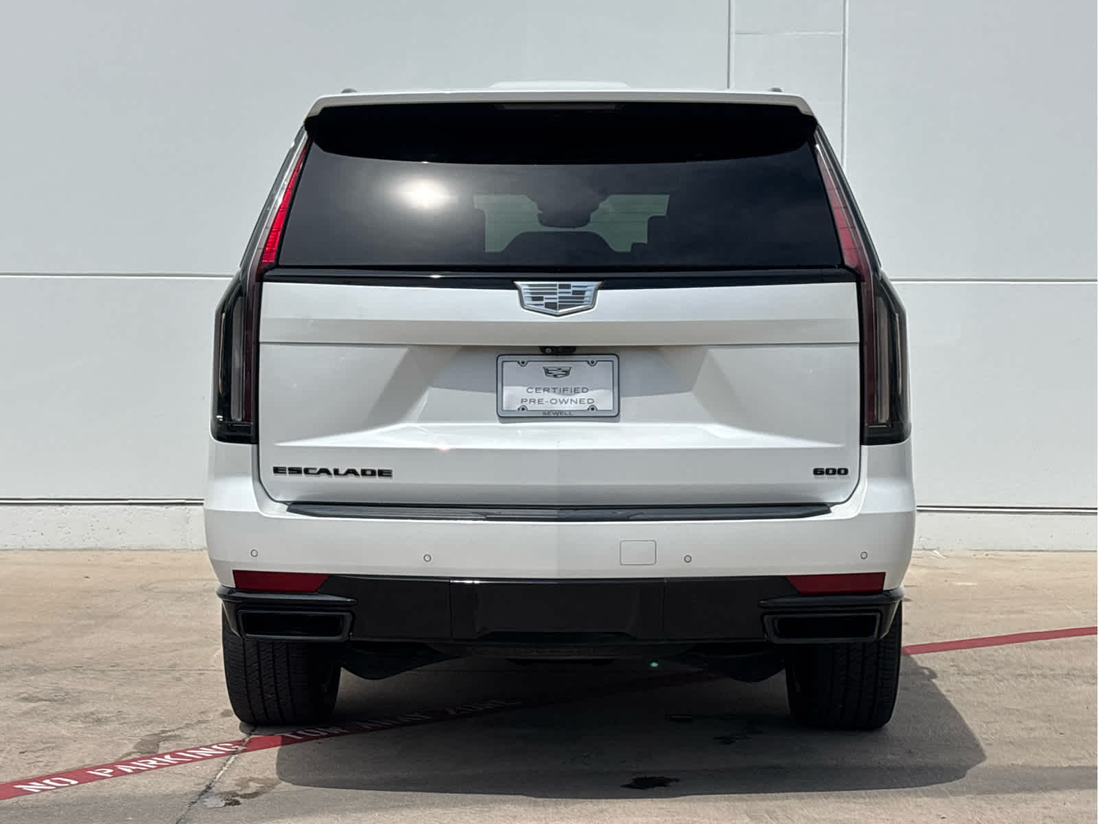 Used 2023 Crystal White Tricoat Cadillac RWD Sport Platinum image 5