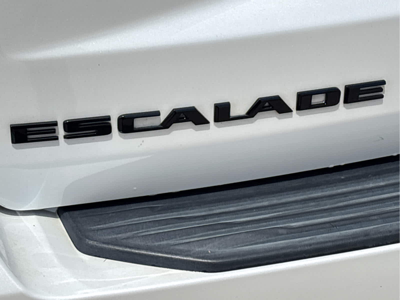 Used 2023 Crystal White Tricoat Cadillac RWD Sport Platinum image 9
