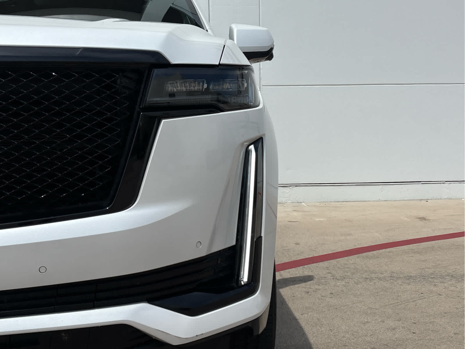 Used 2023 Crystal White Tricoat Cadillac RWD Sport Platinum image 7