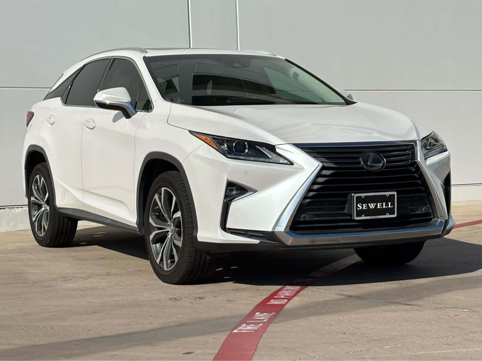 Used 2017 Eminent White Pearl Lexus  image 3