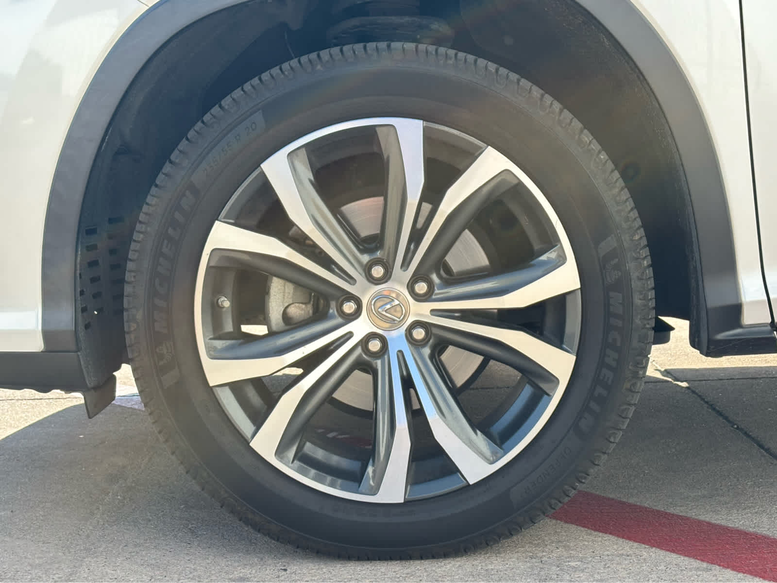 Used 2017 Eminent White Pearl Lexus  image 7