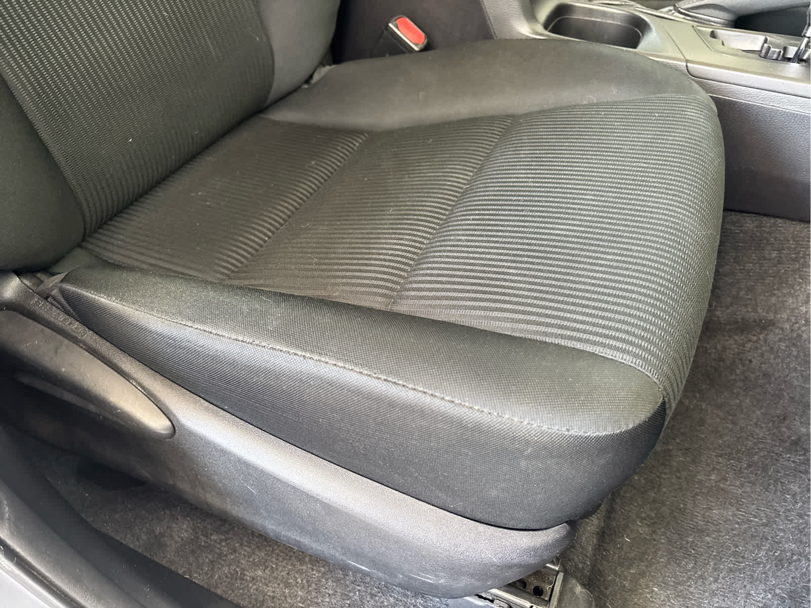 Used 2016  Toyota LE image 12