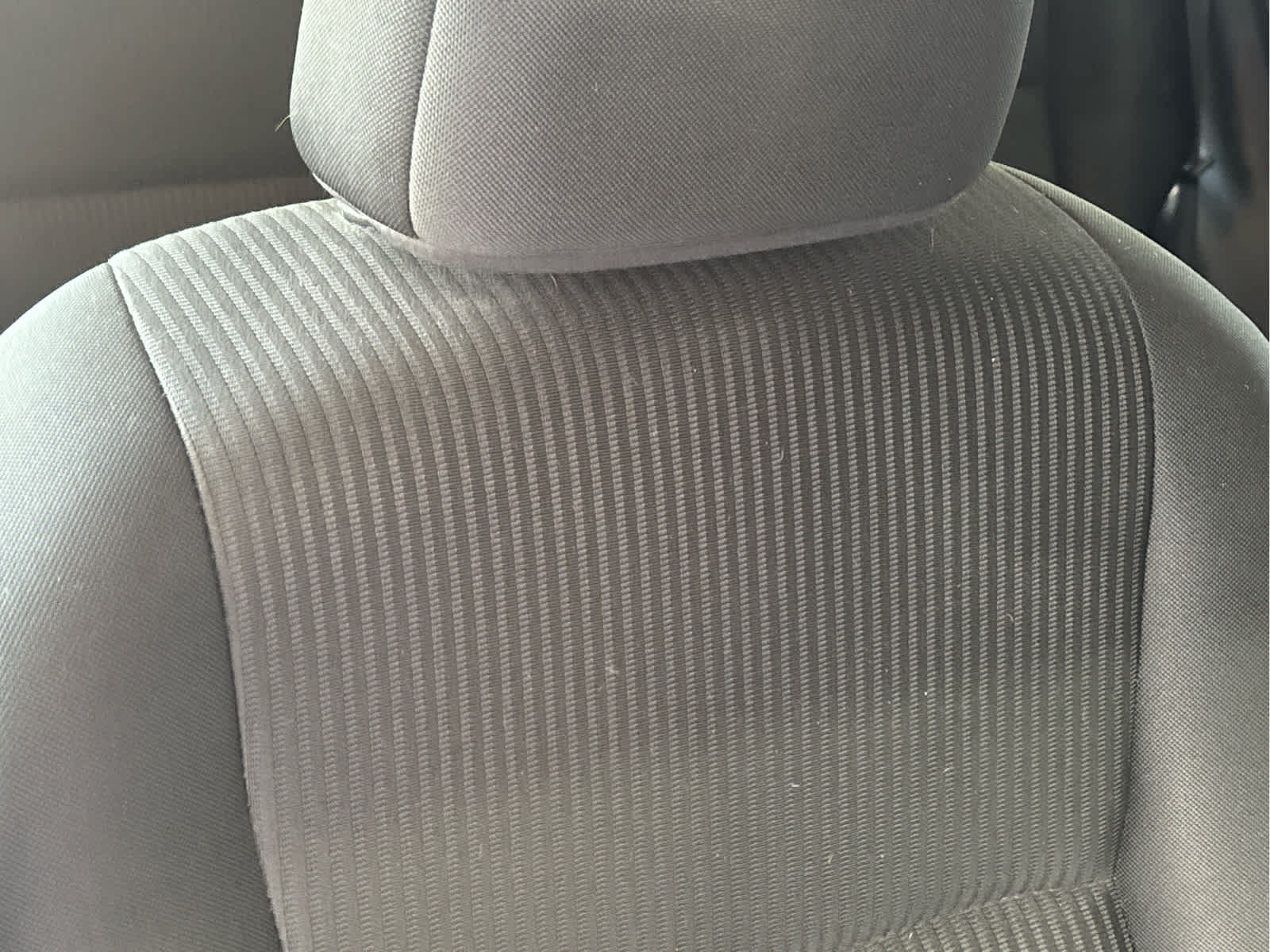 Used 2016  Toyota LE image 13