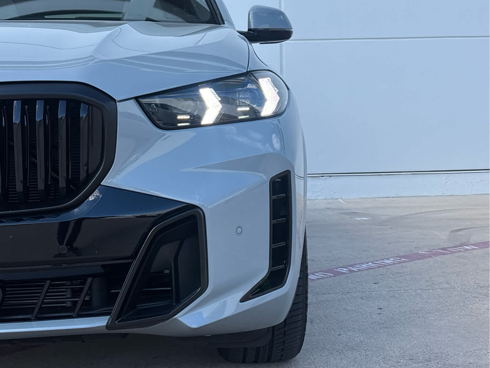 Used 2026  BMW xDrive40i image 7