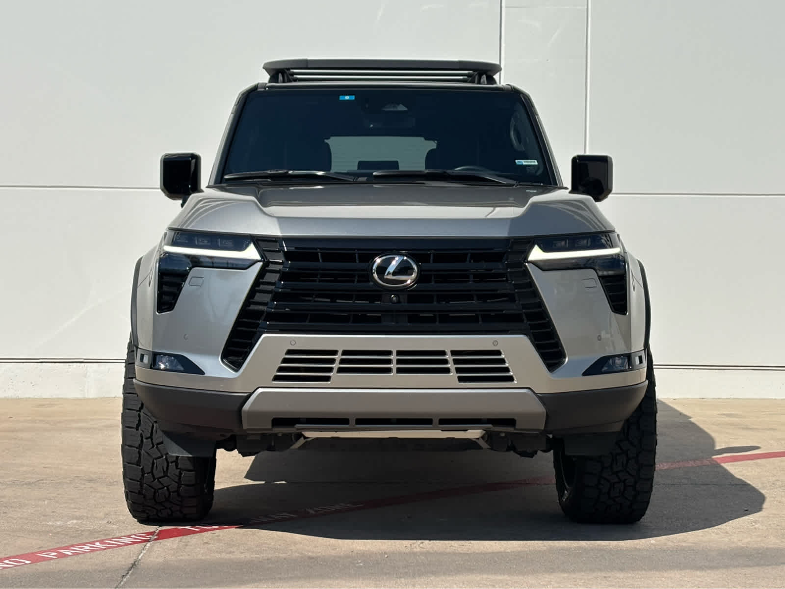 Used 2025  Lexus GX 550 Premium image 2