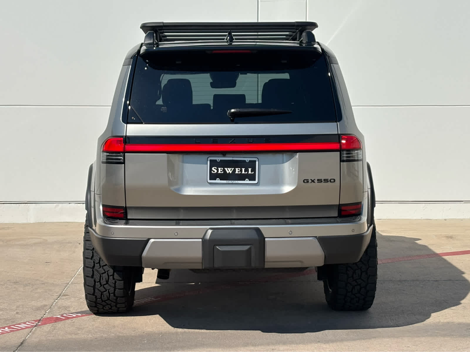 Used 2025  Lexus GX 550 Premium image 5