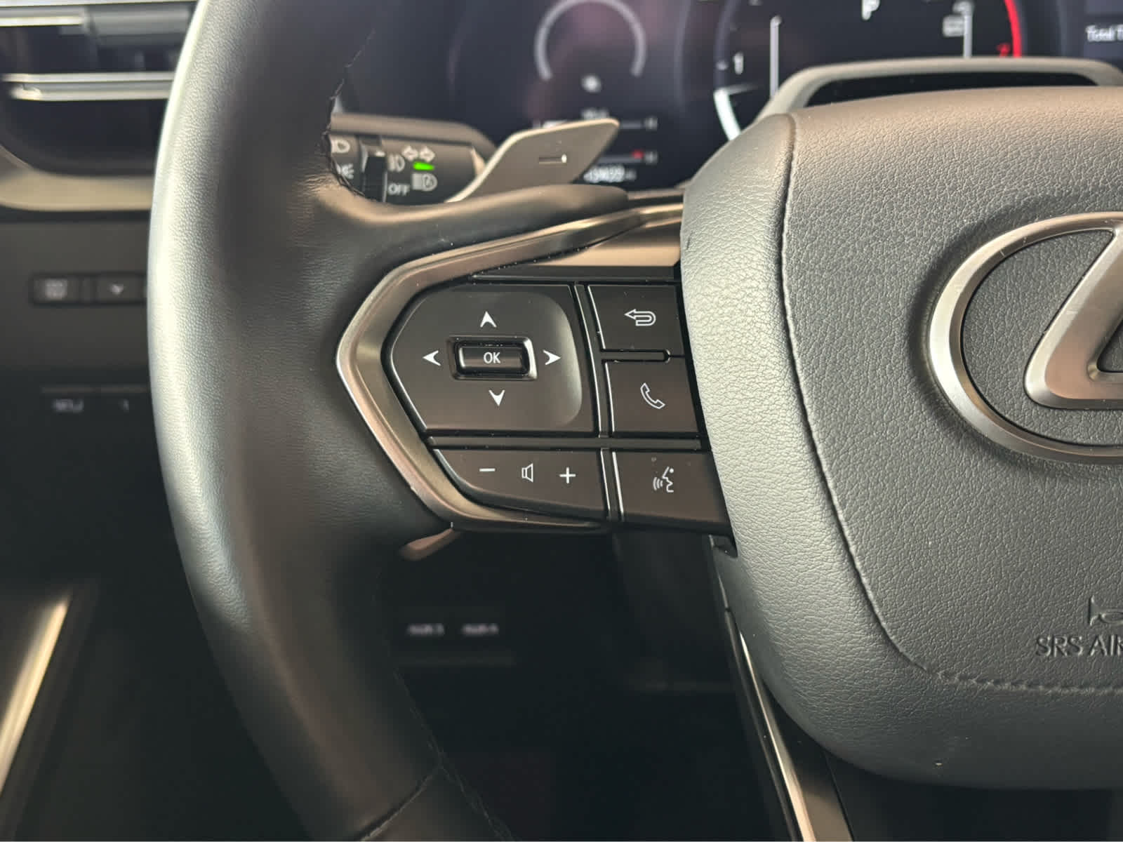 Used 2025  Lexus GX 550 Premium image 14