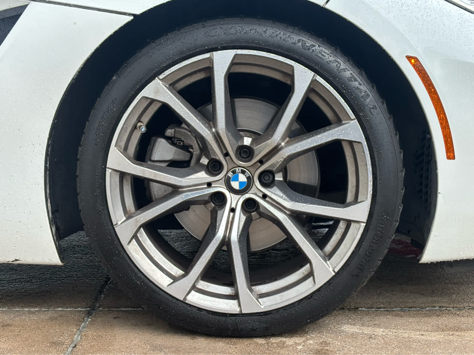 Used 2022 Mineral White Metallic BMW sDrive30i image 8
