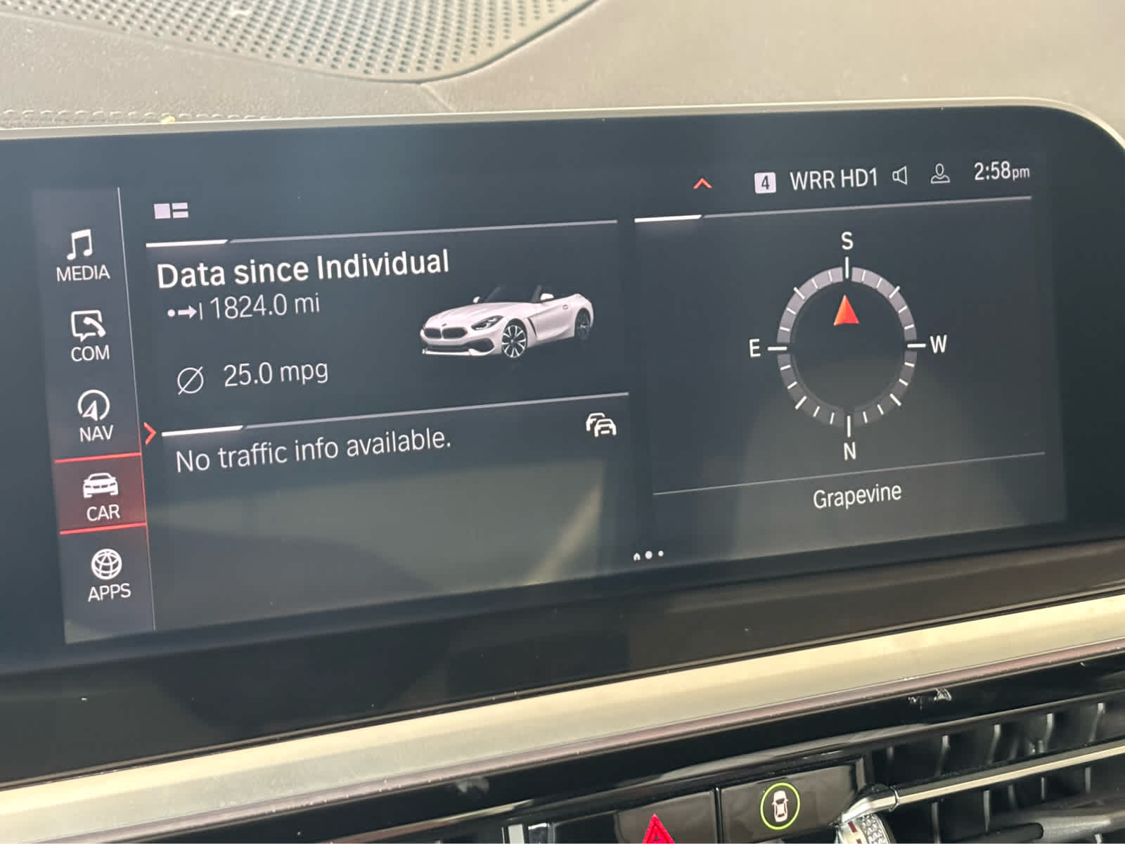 Used 2022 Mineral White Metallic BMW sDrive30i image 21