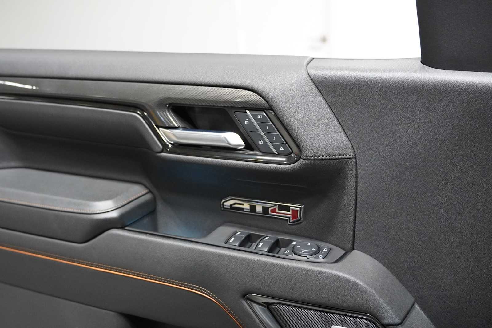 Used 2024 Onyx Black GMC AT4 image 13