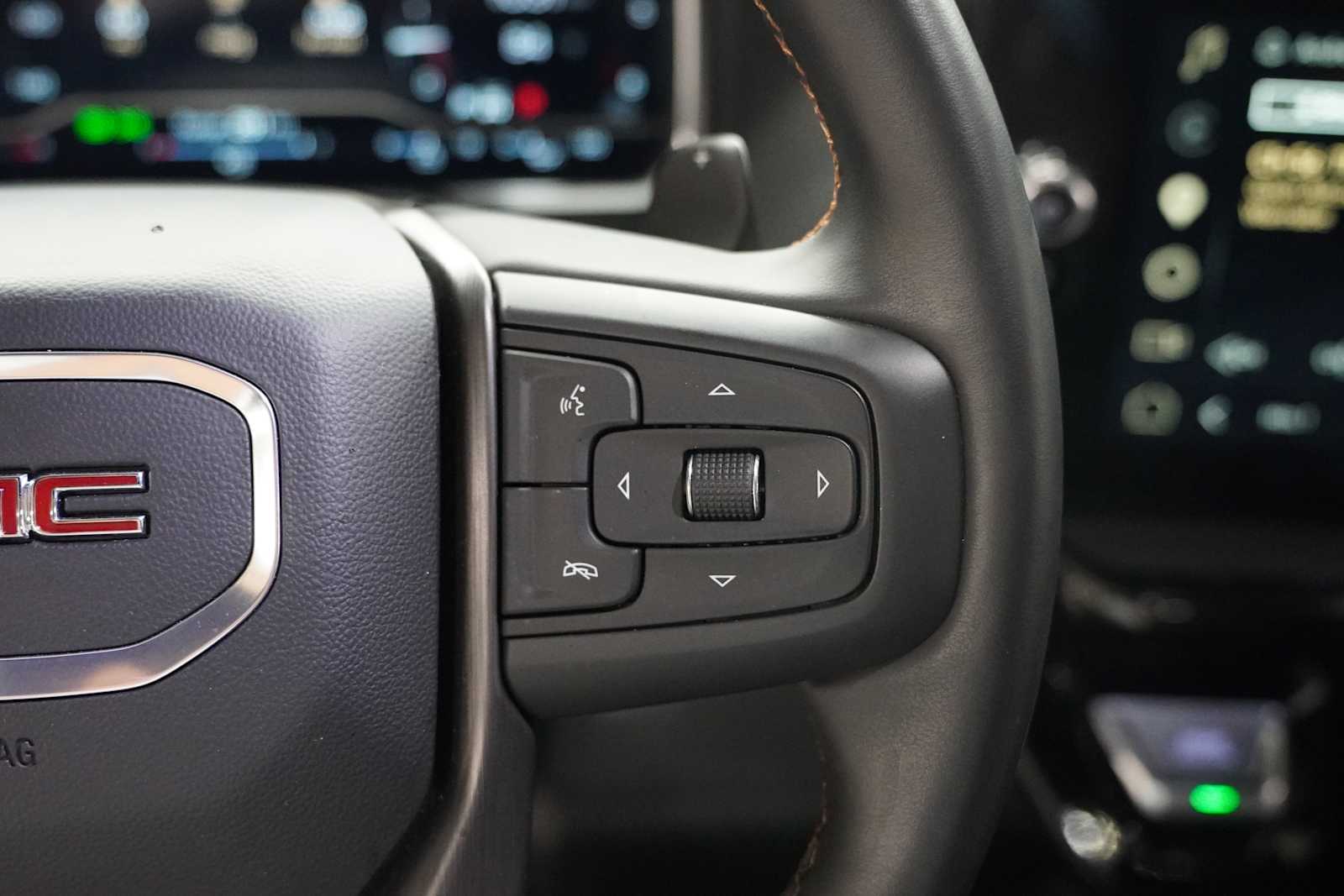 Used 2024 Onyx Black GMC AT4 image 19