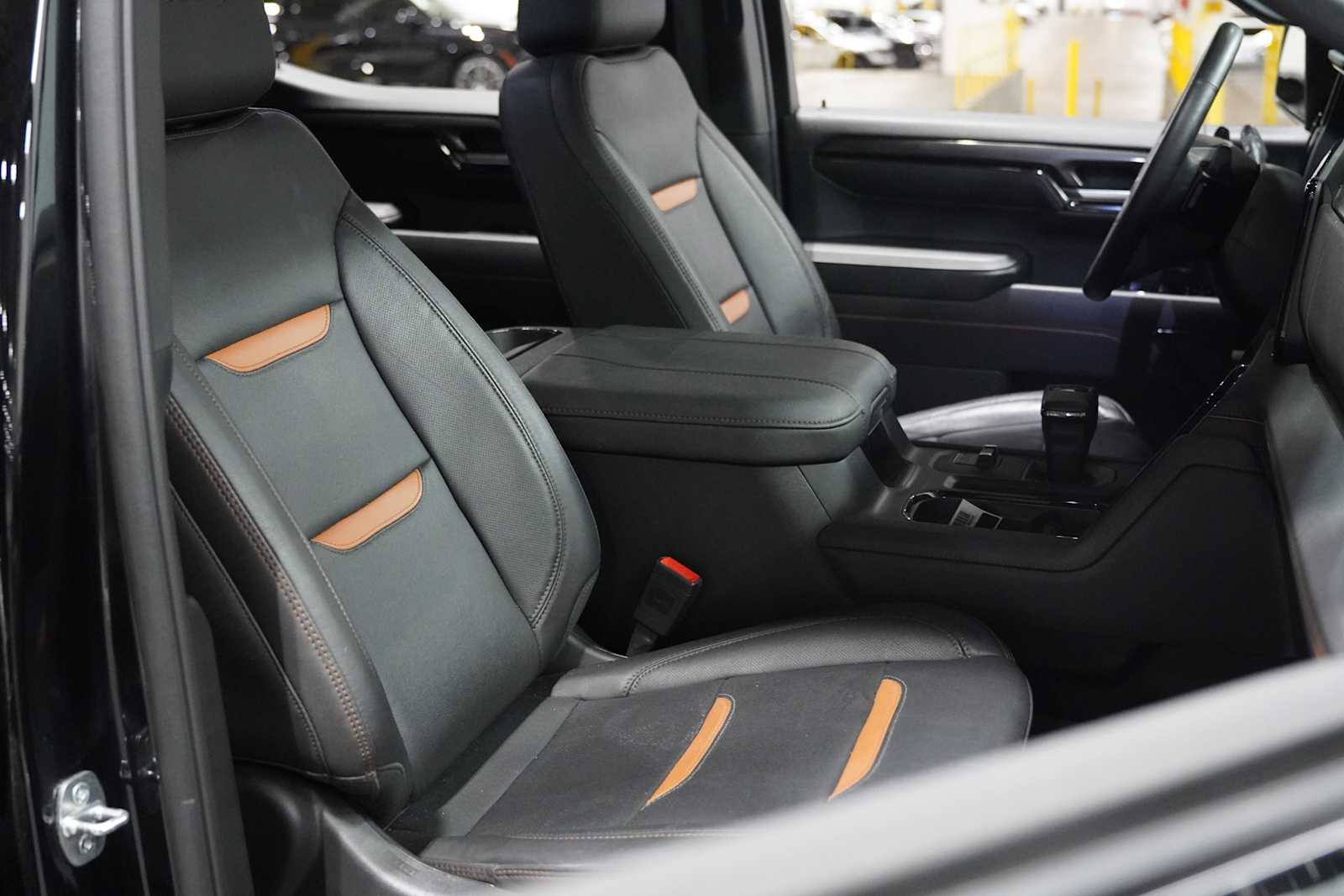 Used 2024 Onyx Black GMC AT4 image 10
