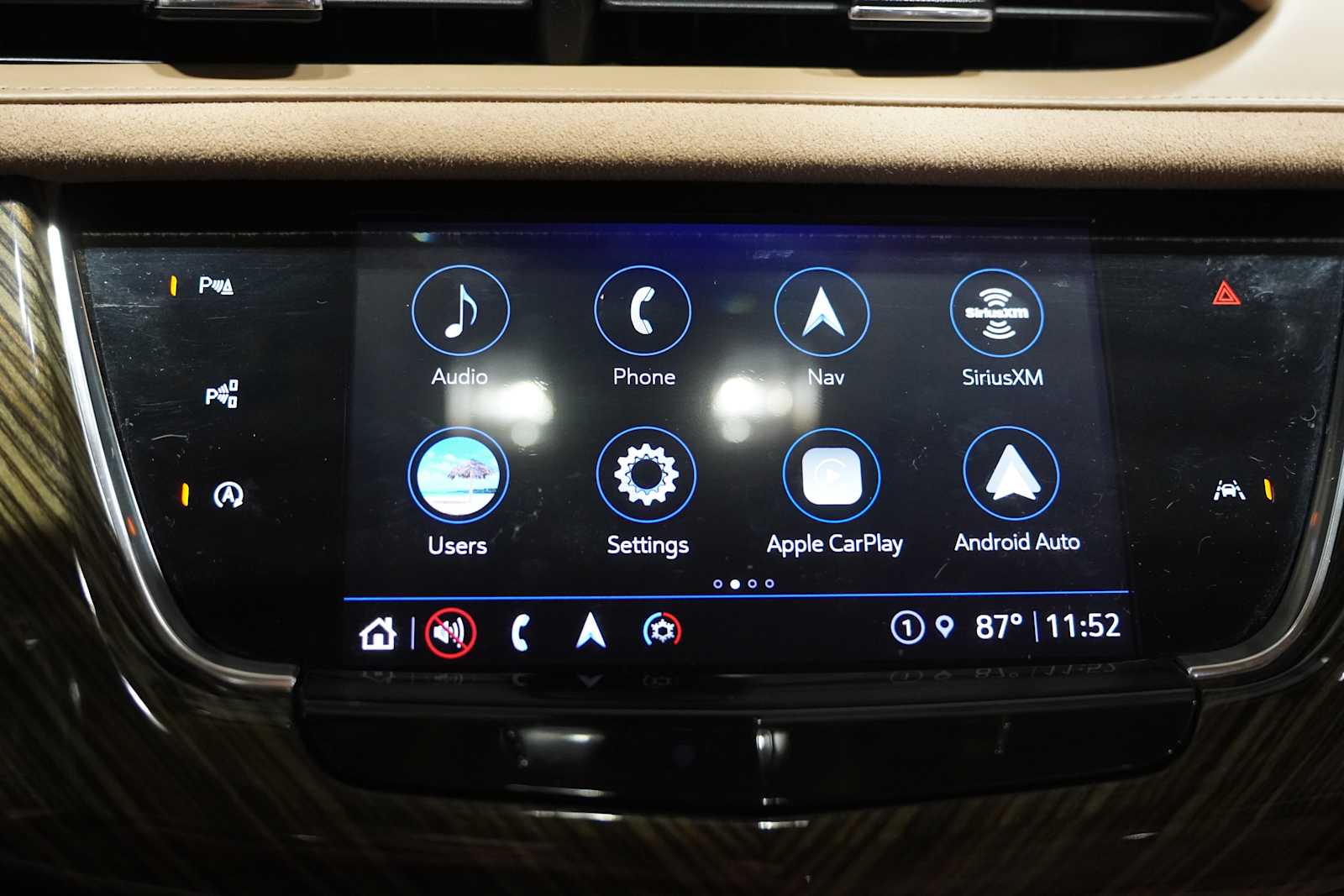Used 2022 Crystal White Tricoat Cadillac Premium Luxury image 12