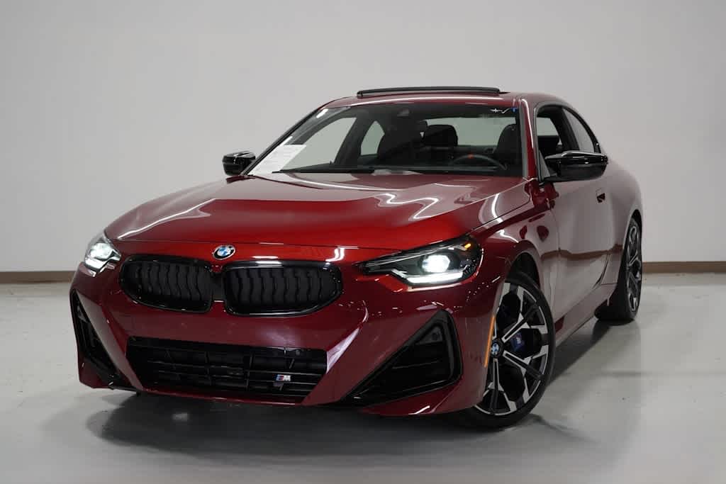 2025 BMW 2 Series M240i's photo