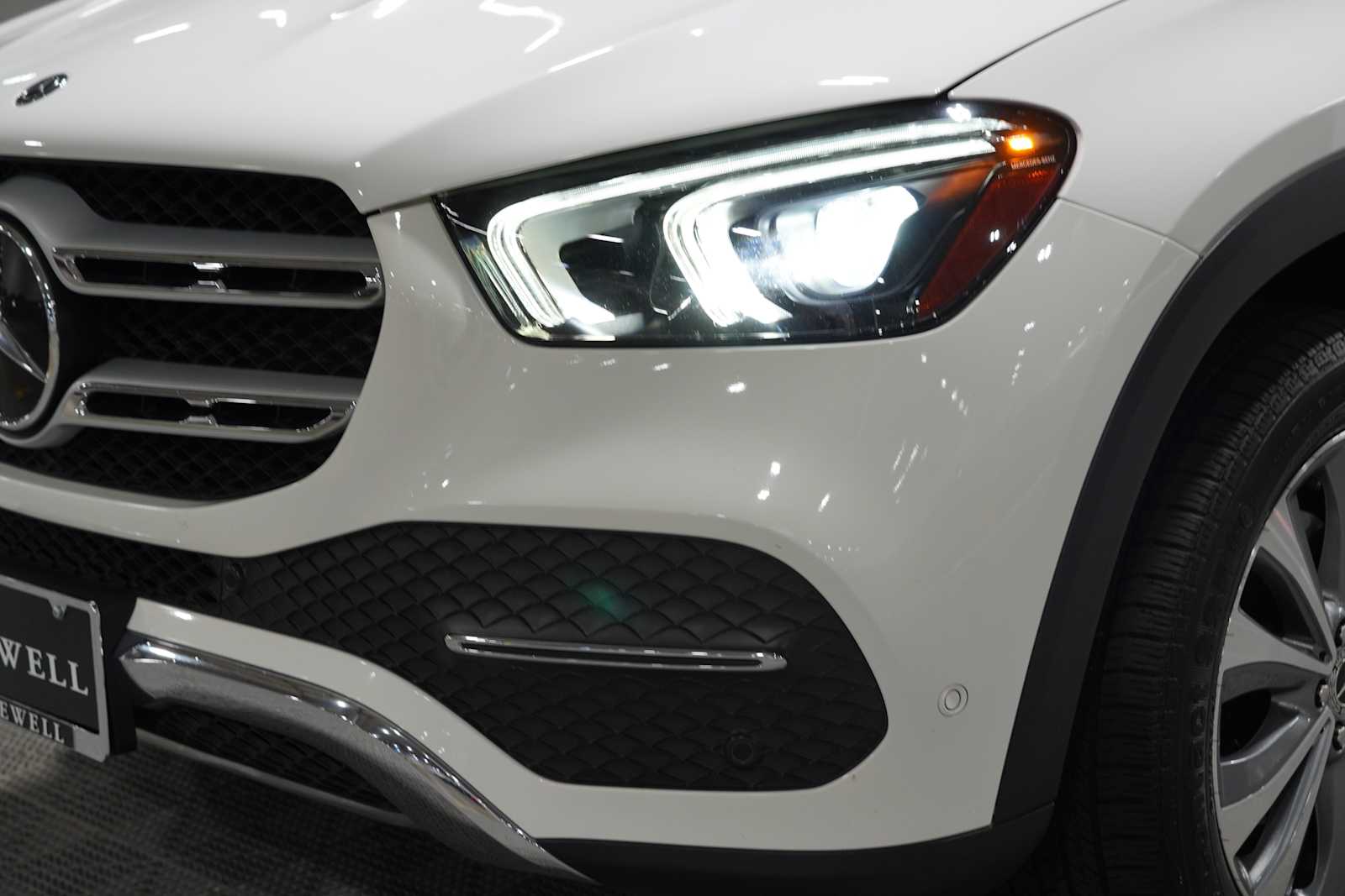 Used 2020 Polar White Mercedes-Benz GLE 350 image 7