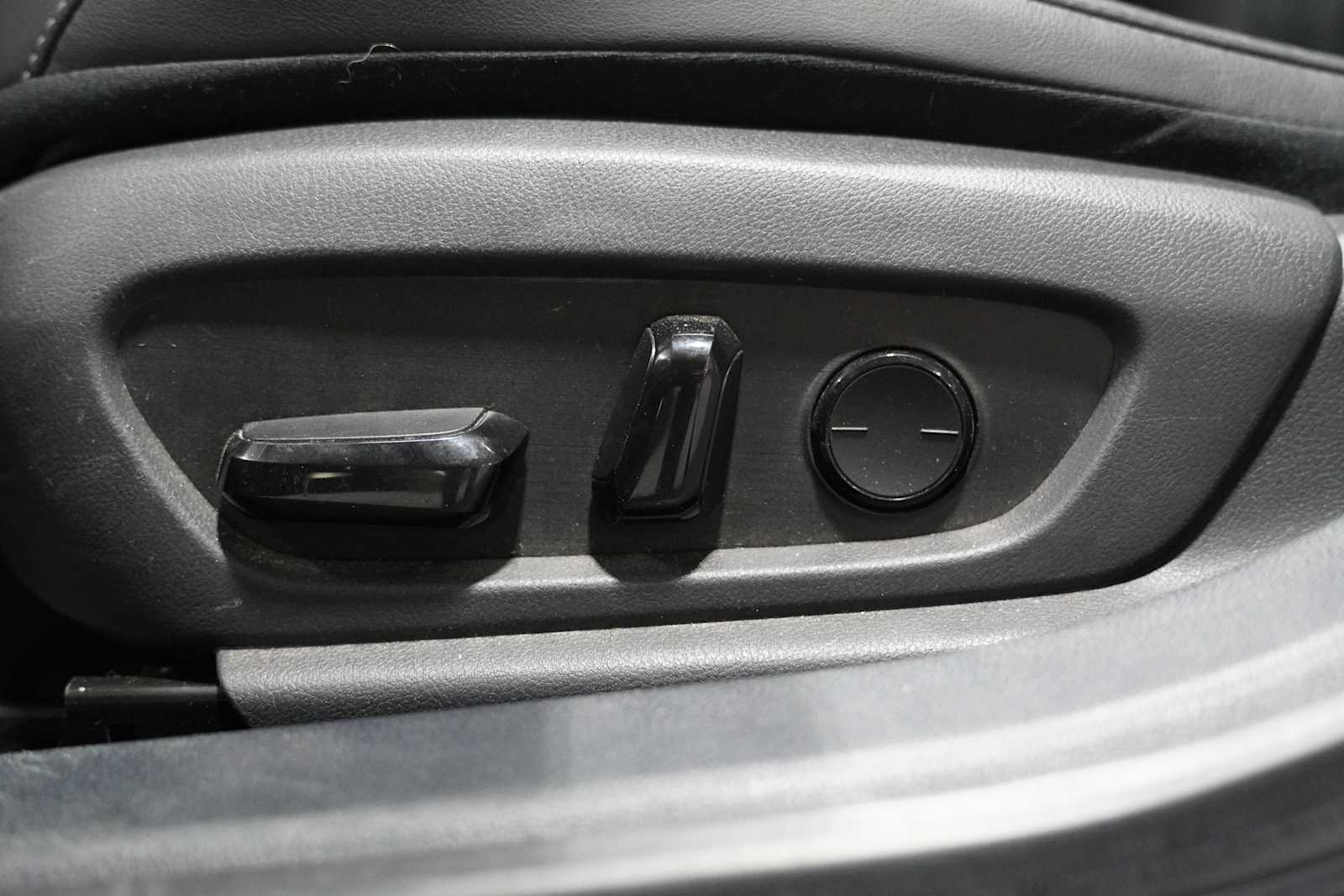 Used 2021 Nebula Gray Pearl Lexus F SPORT image 13