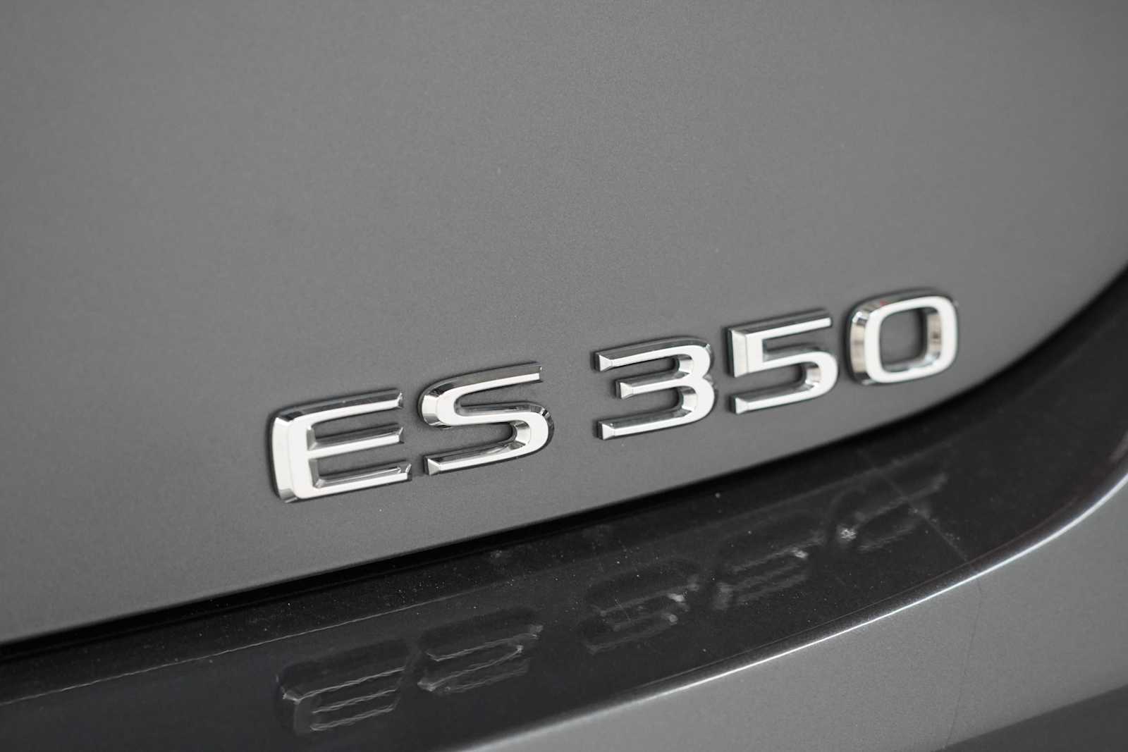 Used 2023 Cloudburst Gray Lexus F SPORT Handling image 9