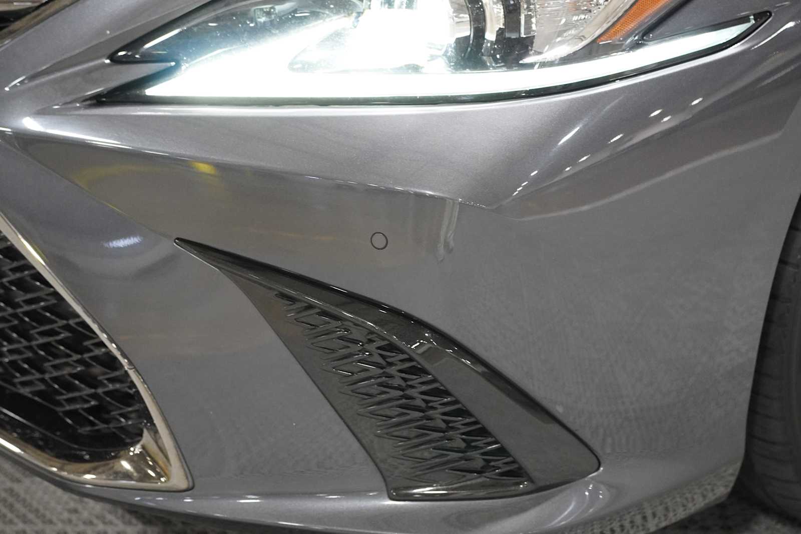 Used 2023 Cloudburst Gray Lexus F SPORT Handling image 7