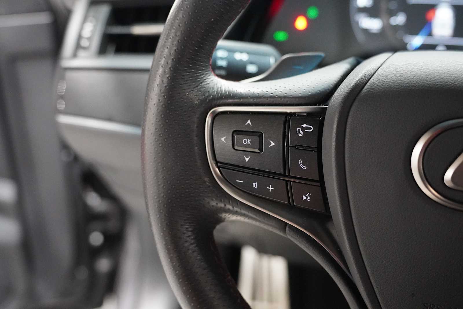 Used 2023 Cloudburst Gray Lexus F SPORT Handling image 21