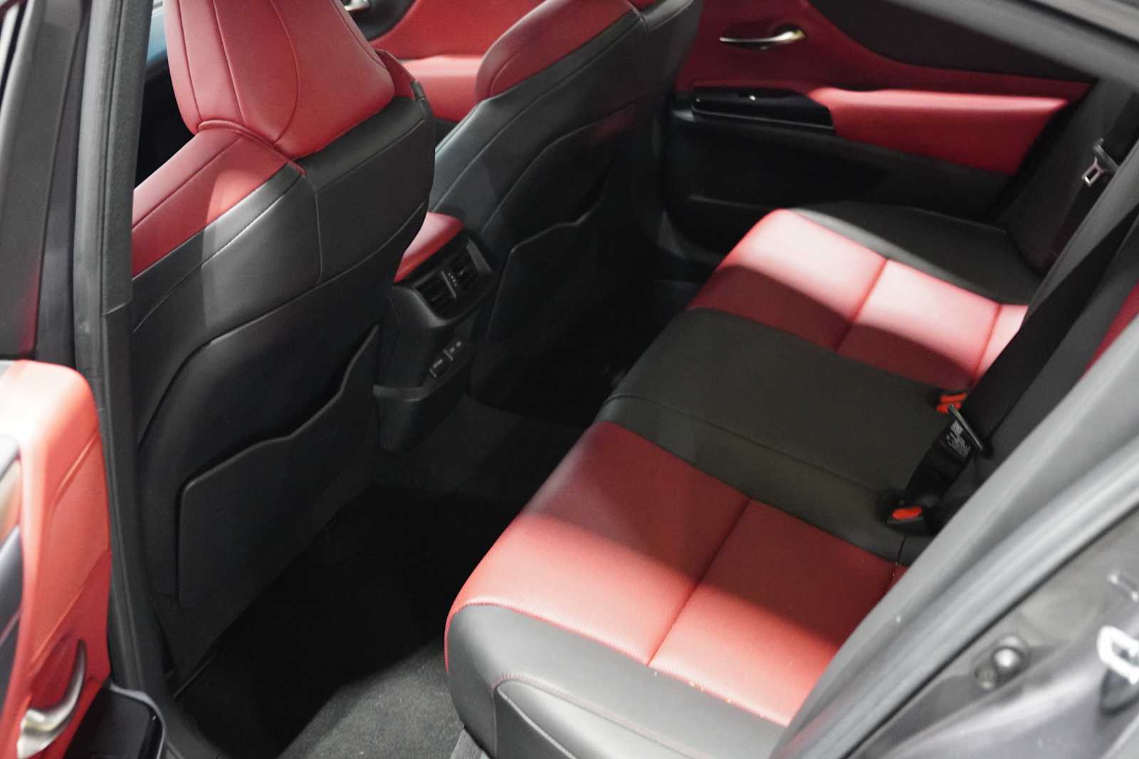 Used 2023 Cloudburst Gray Lexus F SPORT Handling image 22