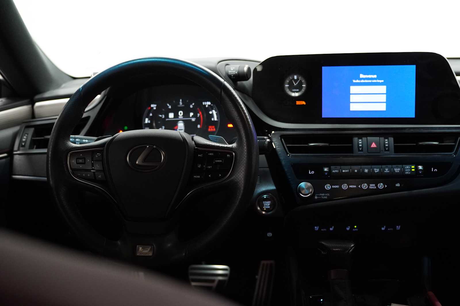 Used 2023 Cloudburst Gray Lexus F SPORT Handling image 23
