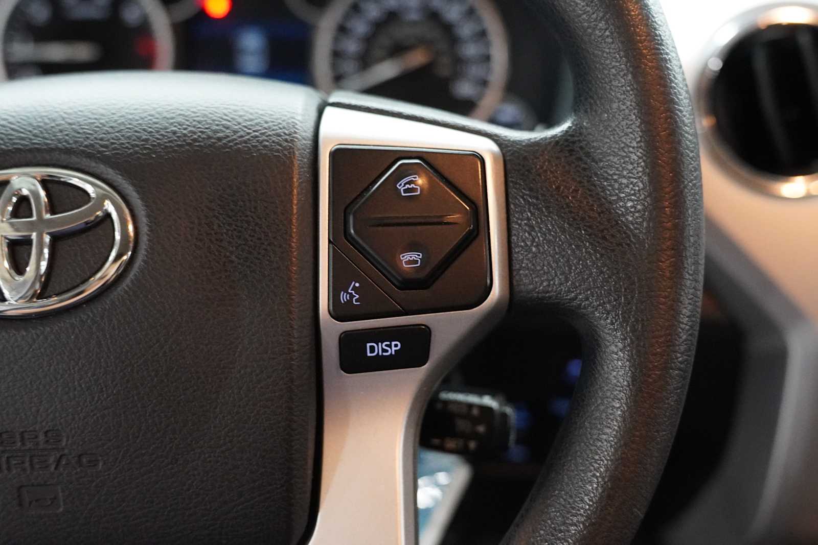 Used 2016 Silver Sky Metallic Toyota SR5 image 18