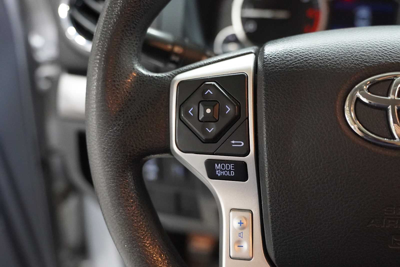 Used 2016 Silver Sky Metallic Toyota SR5 image 19