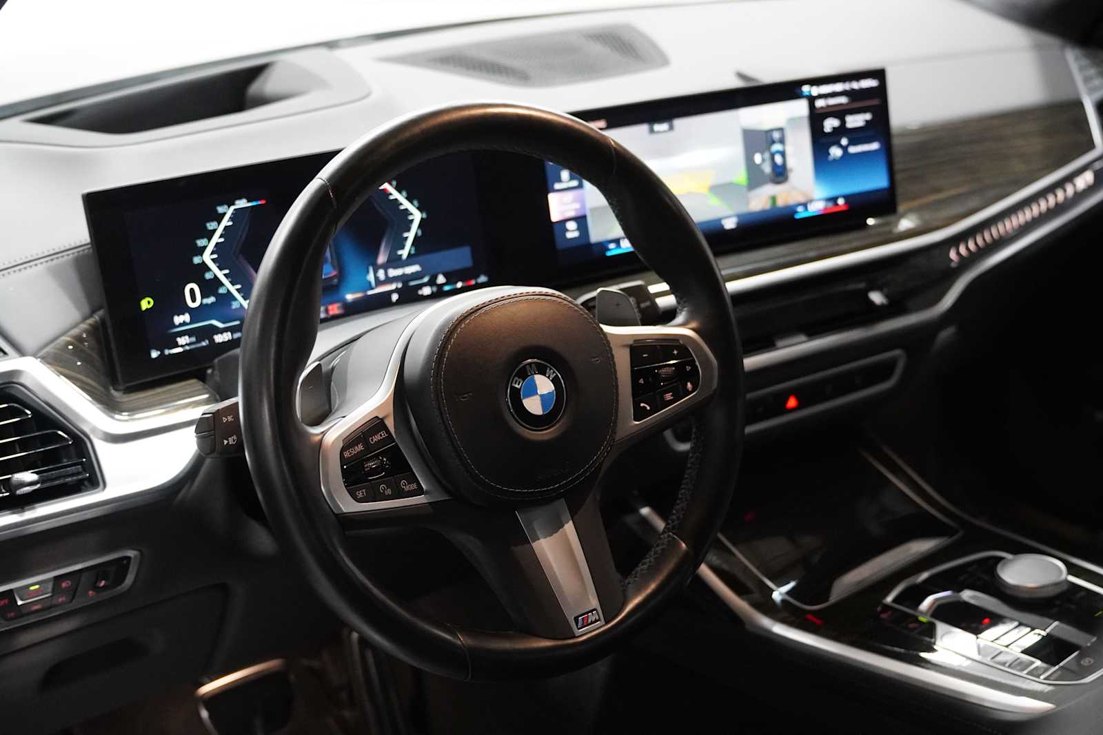 Used 2023 Black Sapphire Metallic BMW xDrive40i image 10