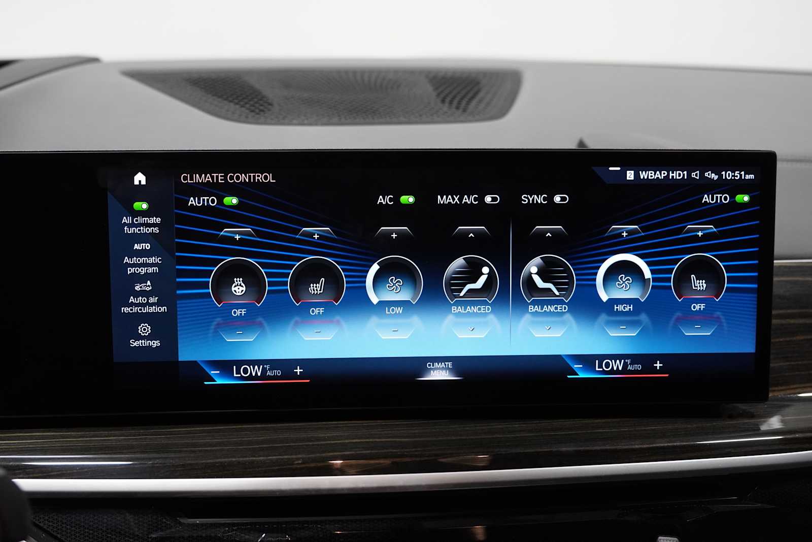 Used 2023 Black Sapphire Metallic BMW xDrive40i image 16