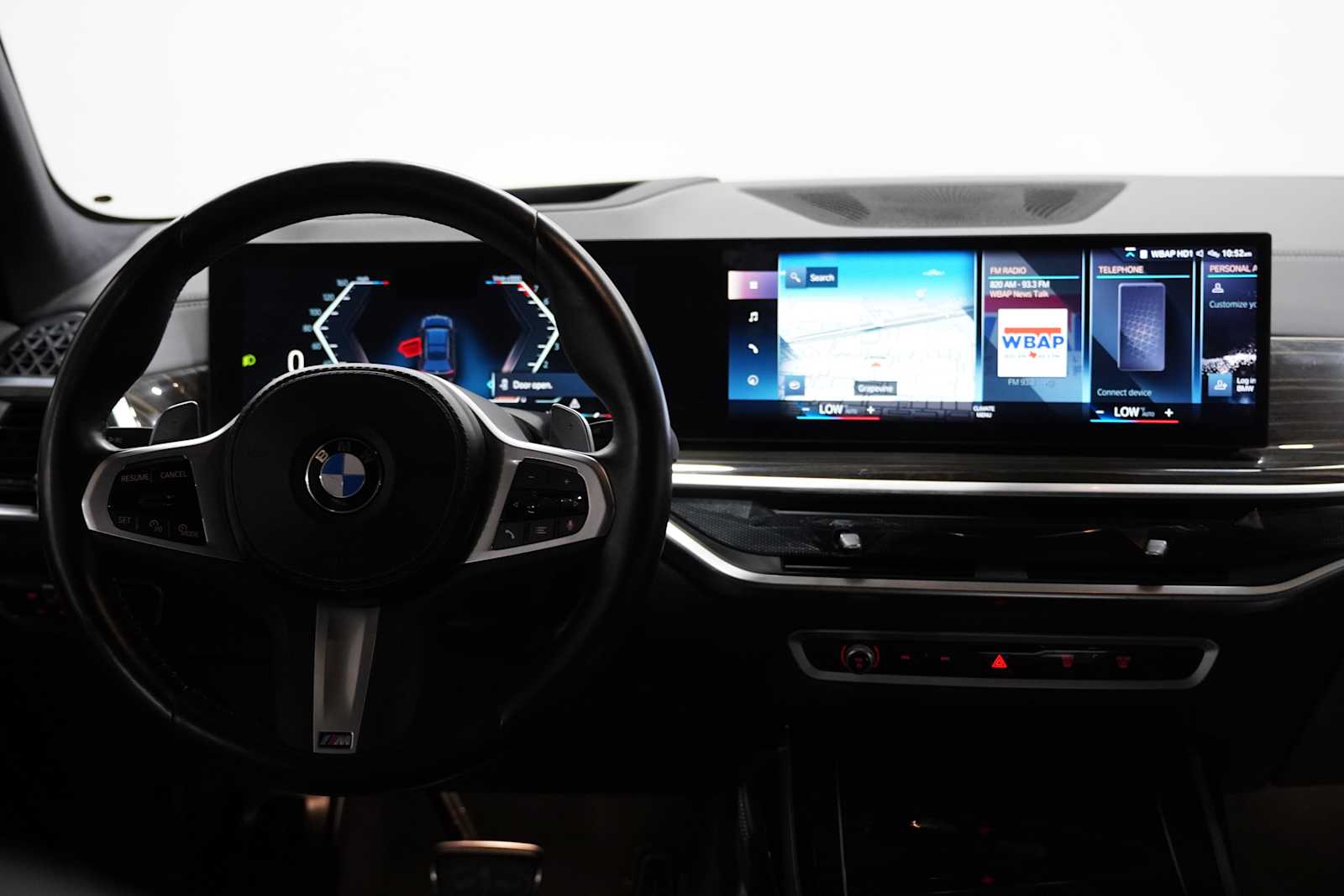 Used 2023 Black Sapphire Metallic BMW xDrive40i image 23