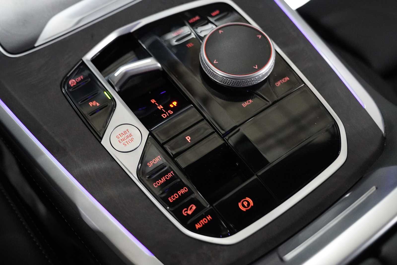 Used 2024 Skyscraper Grey Metallic BMW xDrive40i image 19