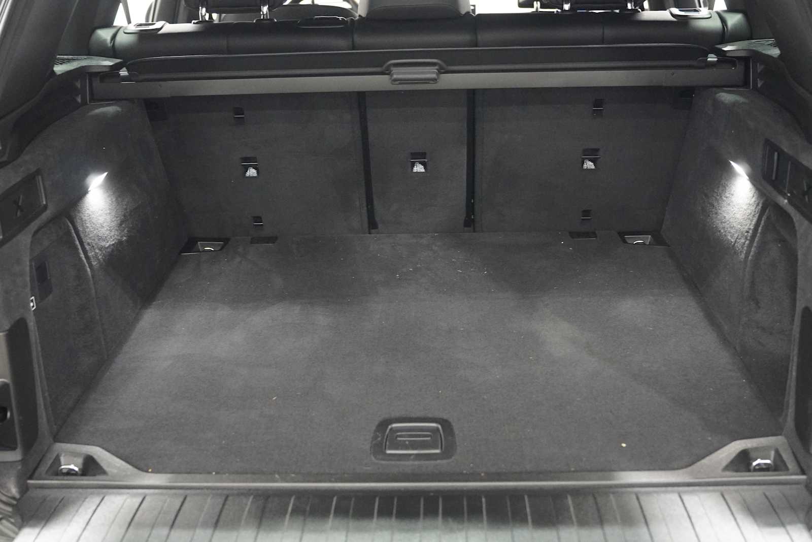Used 2024 Skyscraper Grey Metallic BMW xDrive40i image 25