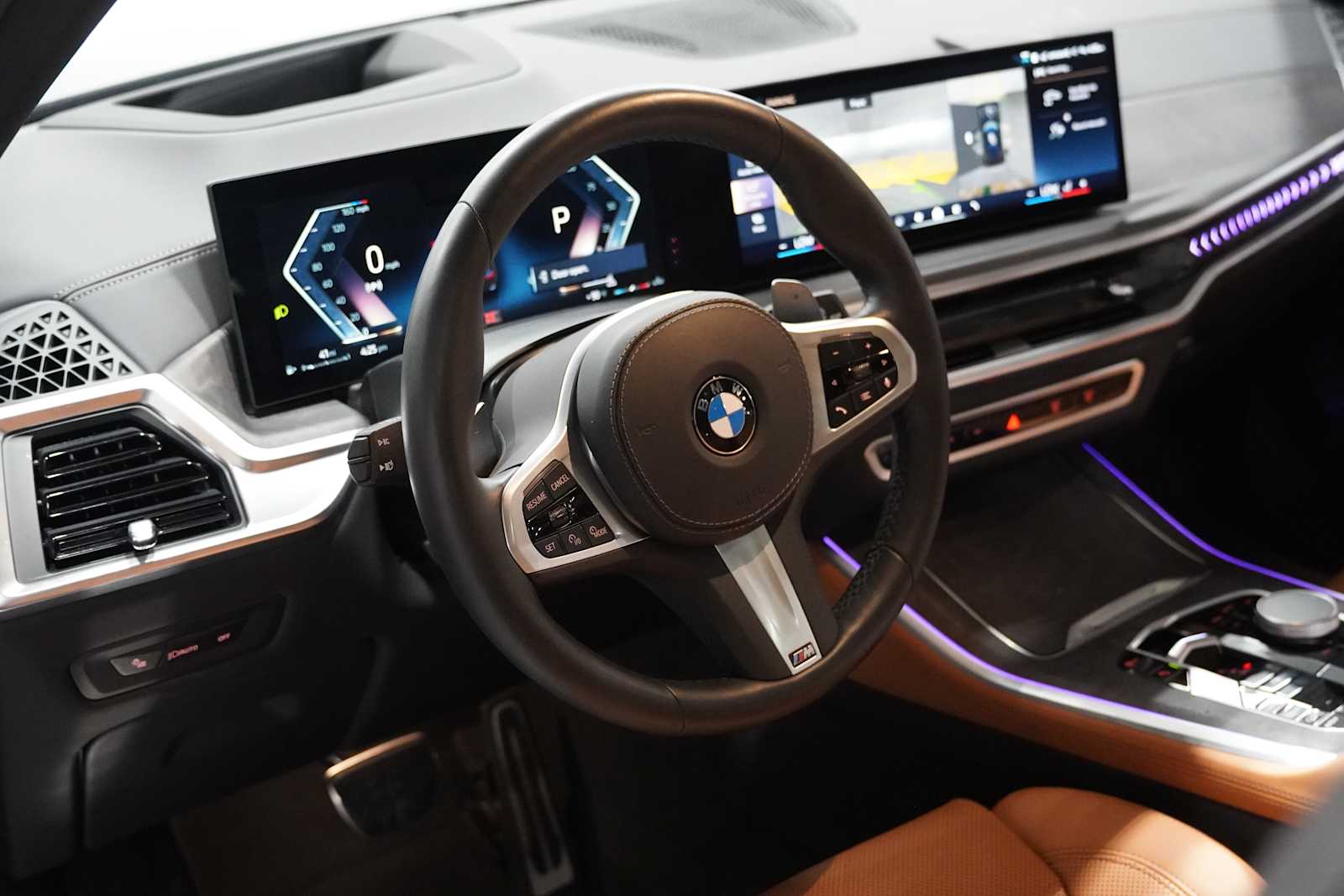 Used 2026 Black Sapphire Metallic BMW xDrive40i image 9