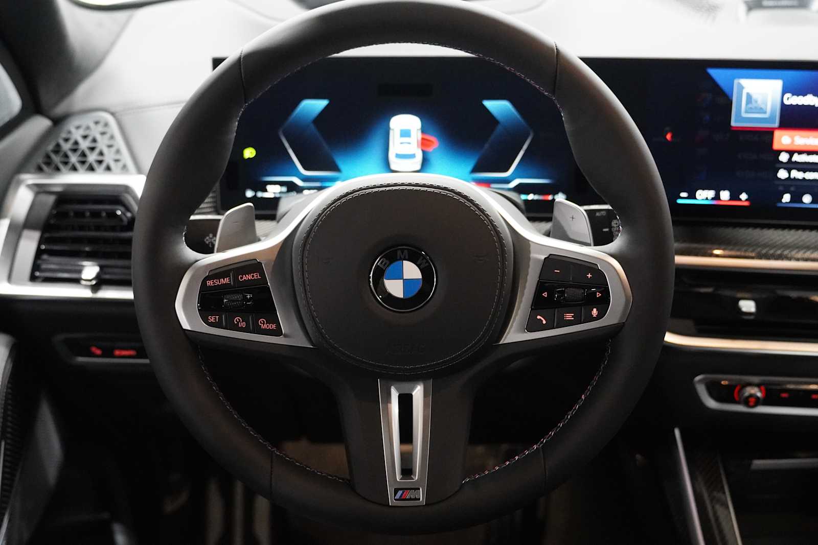 New 2027 Mineral White Metallic BMW M60i image 13