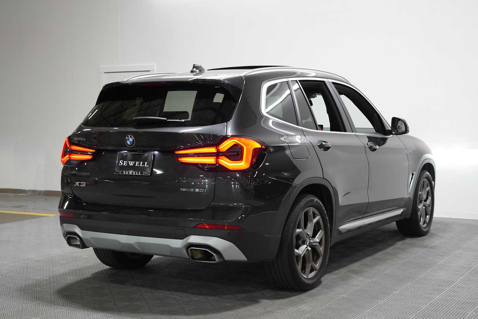 Certified Used 2024 Dark Graphite Metallic BMW sDrive30i image 4