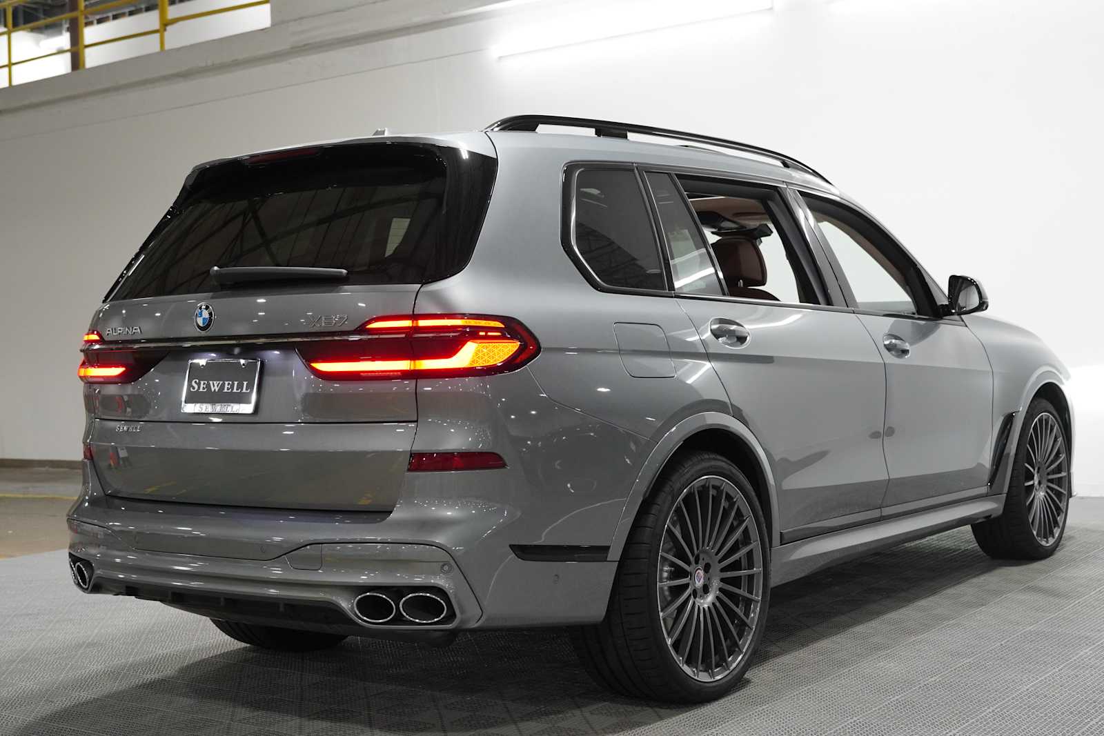 New 2026 Skyscraper Grey Metallic BMW ALPINA XB7 image 2