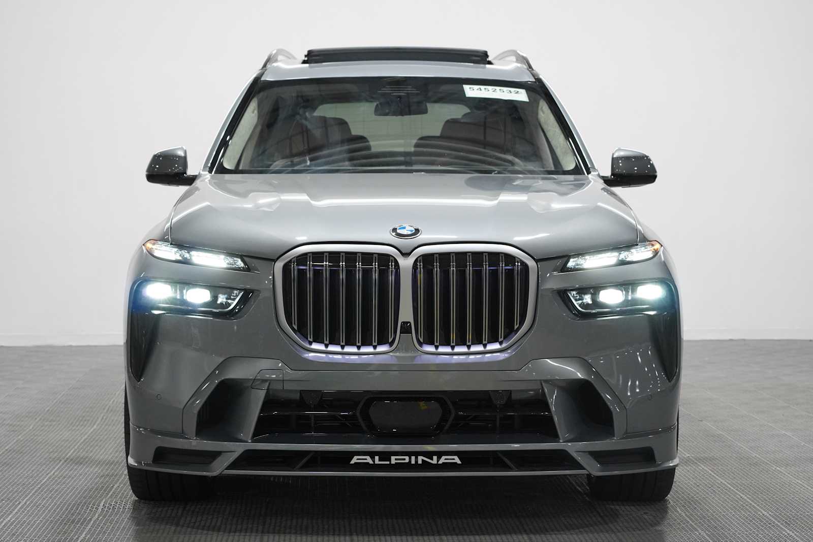New 2026 Skyscraper Grey Metallic BMW ALPINA XB7 image 3