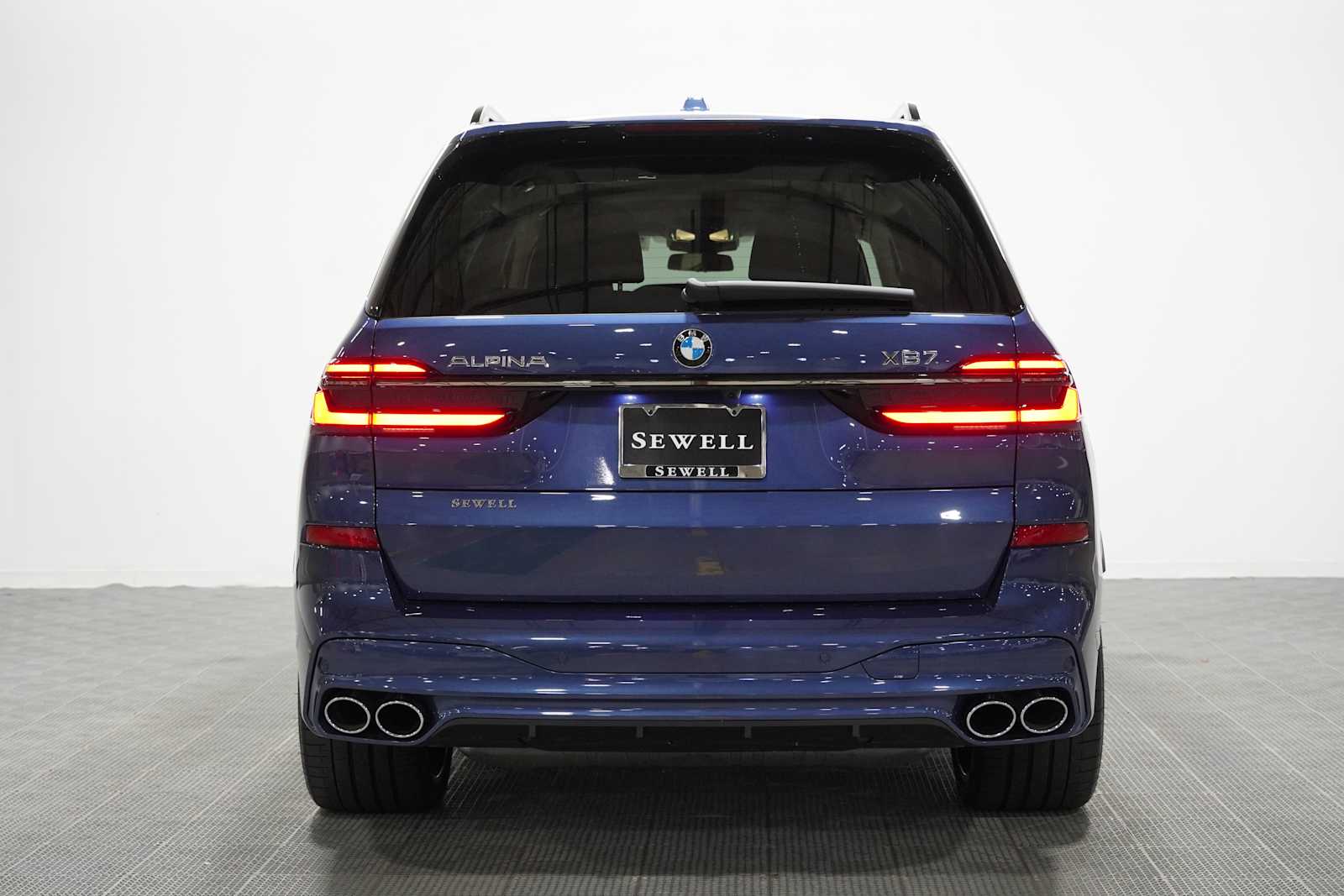 New 2026 ALPINA Blue Metallic BMW ALPINA XB7 image 4