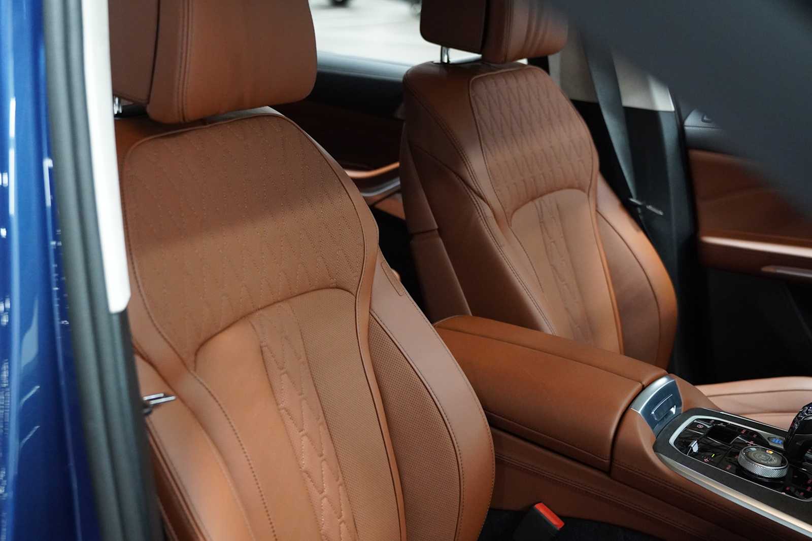 New 2026 ALPINA Blue Metallic BMW ALPINA XB7 image 7