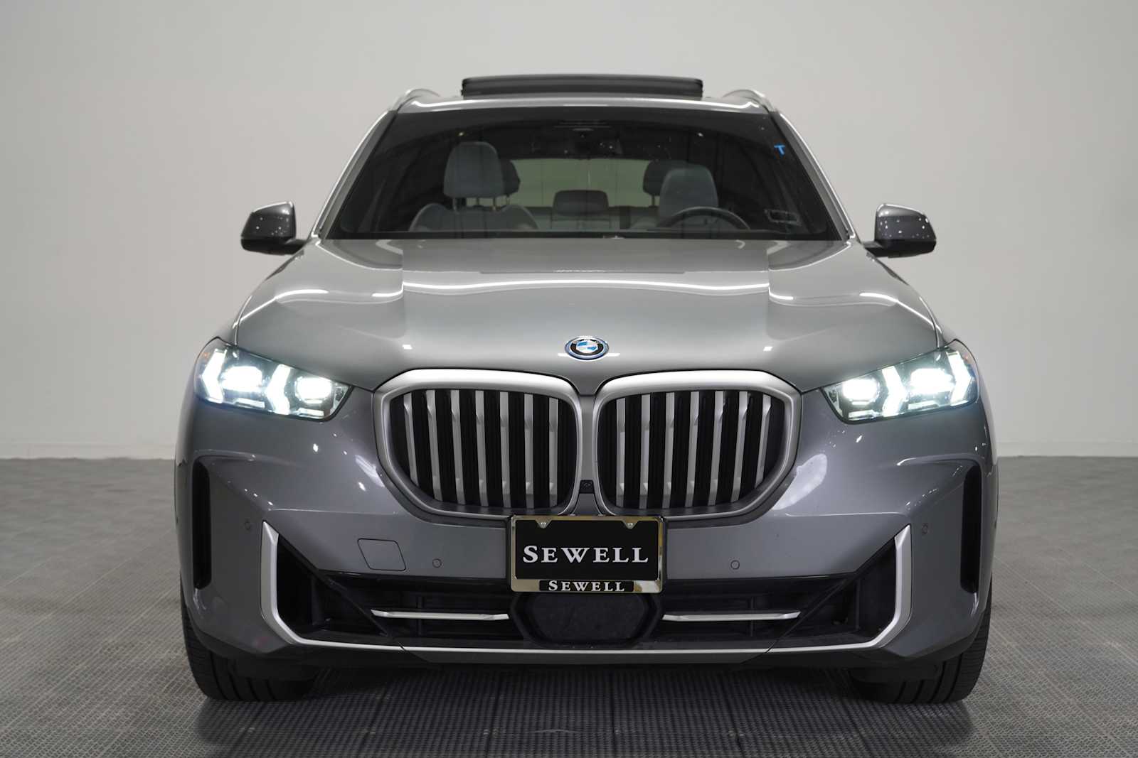 Used 2024 BMW X5 50e with VIN 5UX43EU01R9U15691 for sale in Plano, TX