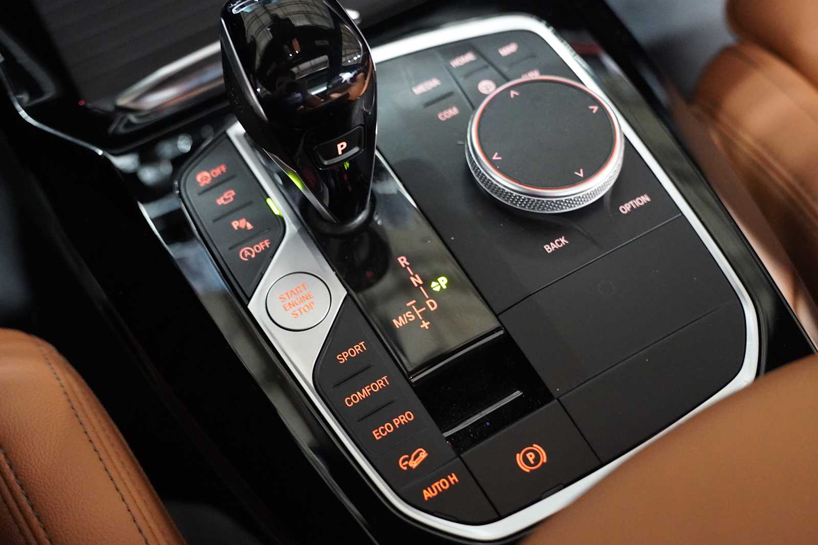 Used 2023 Carbon Black Metallic BMW xDrive30i image 19
