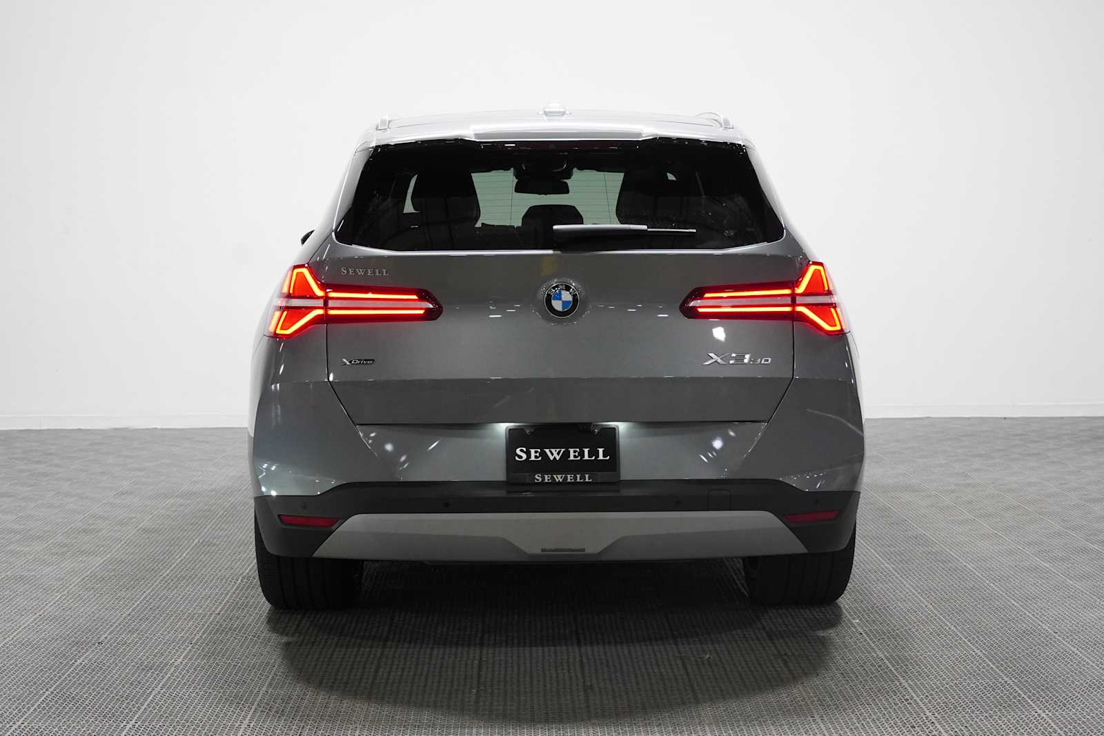Certified Used 2026 Skyscraper Grey Metallic BMW 30 xDrive image 5