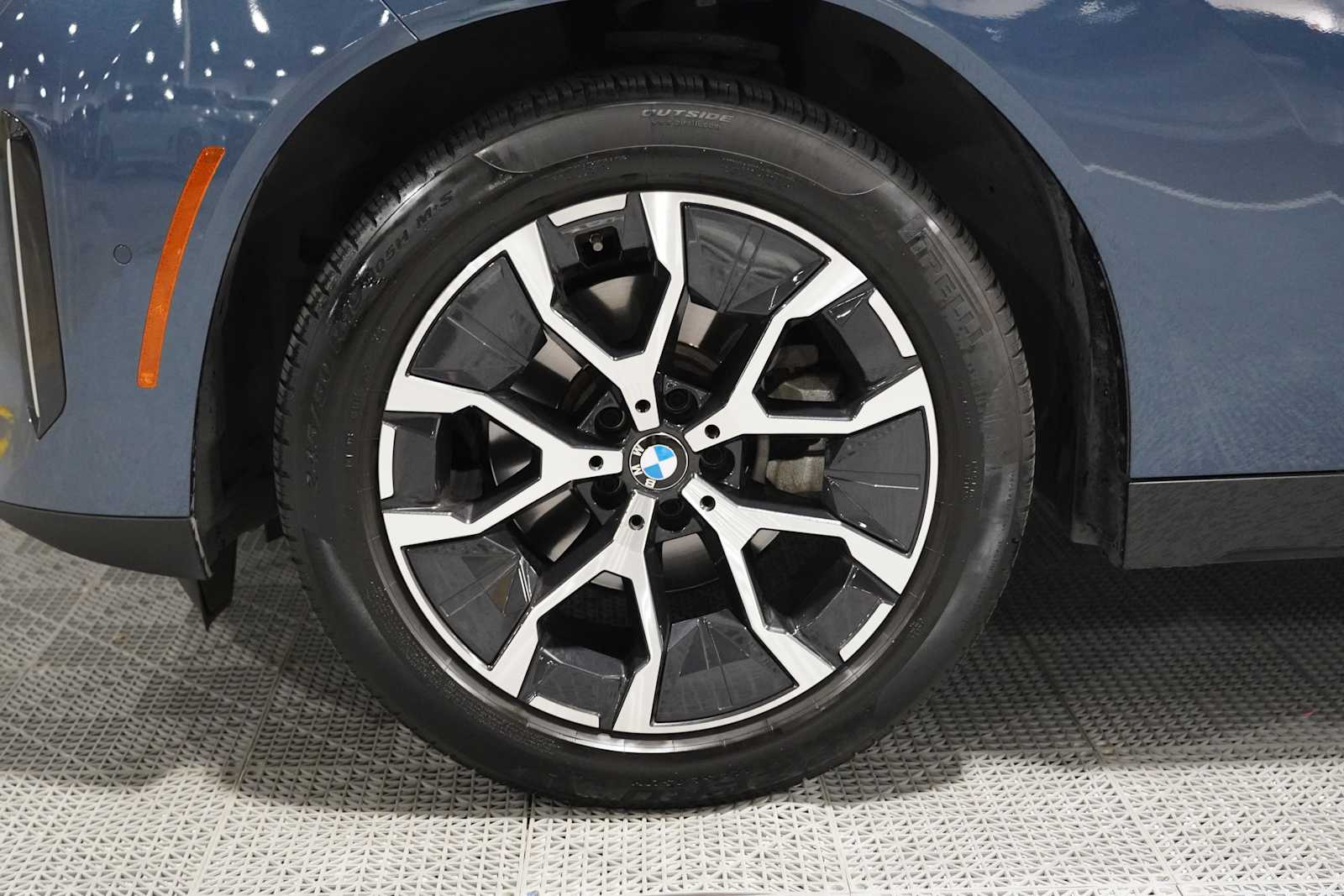Certified Used 2025 Arctic Race Blue metallic BMW 30 xDrive image 7