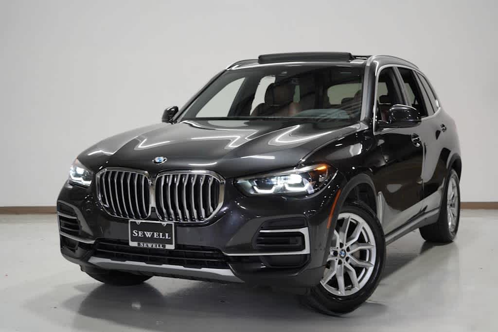 2023 BMW X5 40i's photo