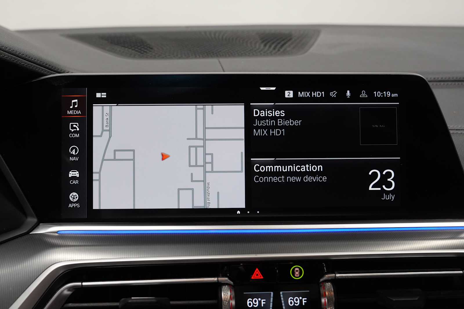 Used 2023 Mineral White Metallic BMW M50i image 17