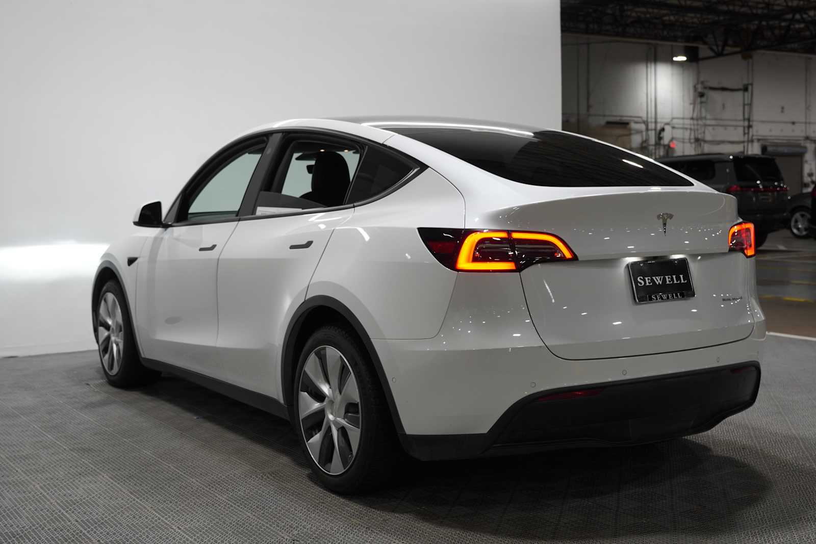 Used 2021 Pearl White Multi-Coat Tesla Long Range image 6