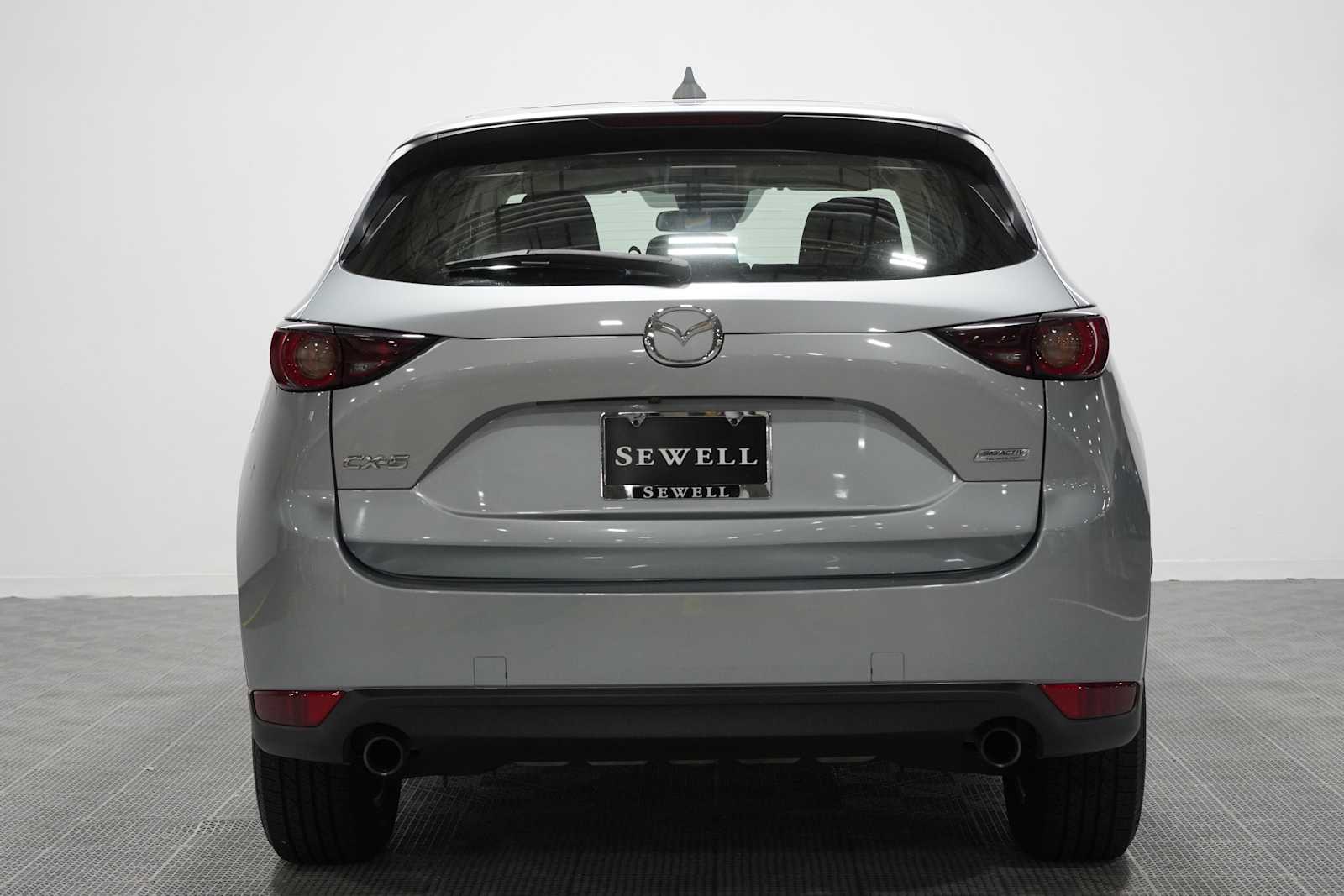 Used 2018 Sonic Silver Metallic Mazda Sport image 6