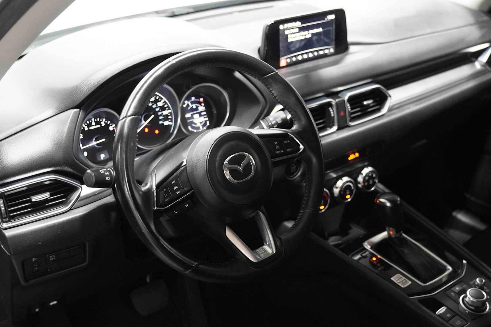 Used 2018 Sonic Silver Metallic Mazda Sport image 11