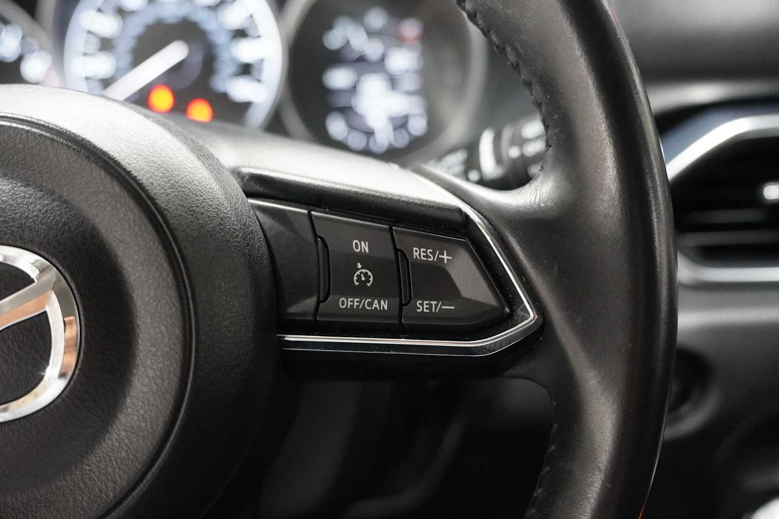 Used 2018 Sonic Silver Metallic Mazda Sport image 19